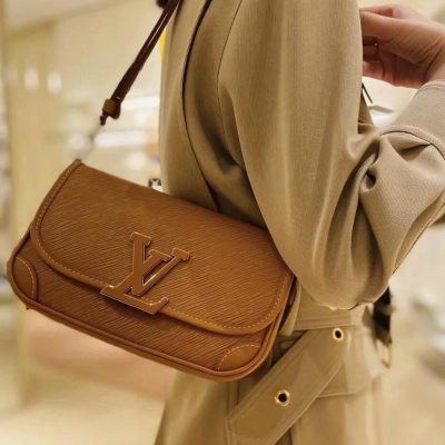 L033 Shoulder bag