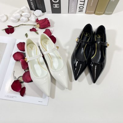 VA 001 shoes