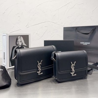 Y 001 Shoulder bag