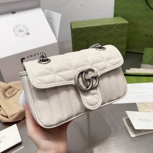 G002781 Shoulder bag