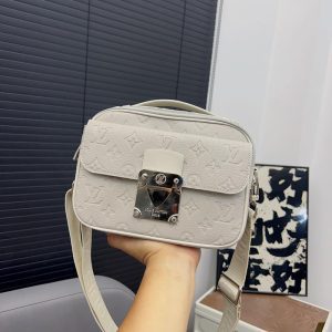 L330120 handbag