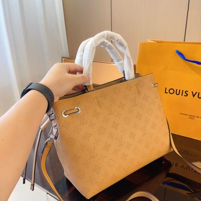 L9920045 handbag