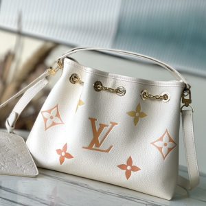 L770022 Shoulder bag