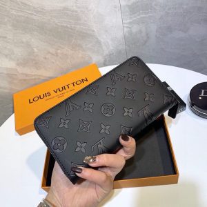 L99866561 wallet