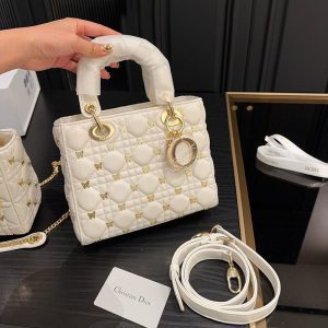 D990376473 handbag