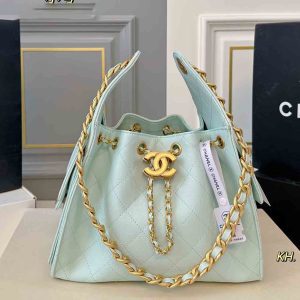 C 8893276 handbag