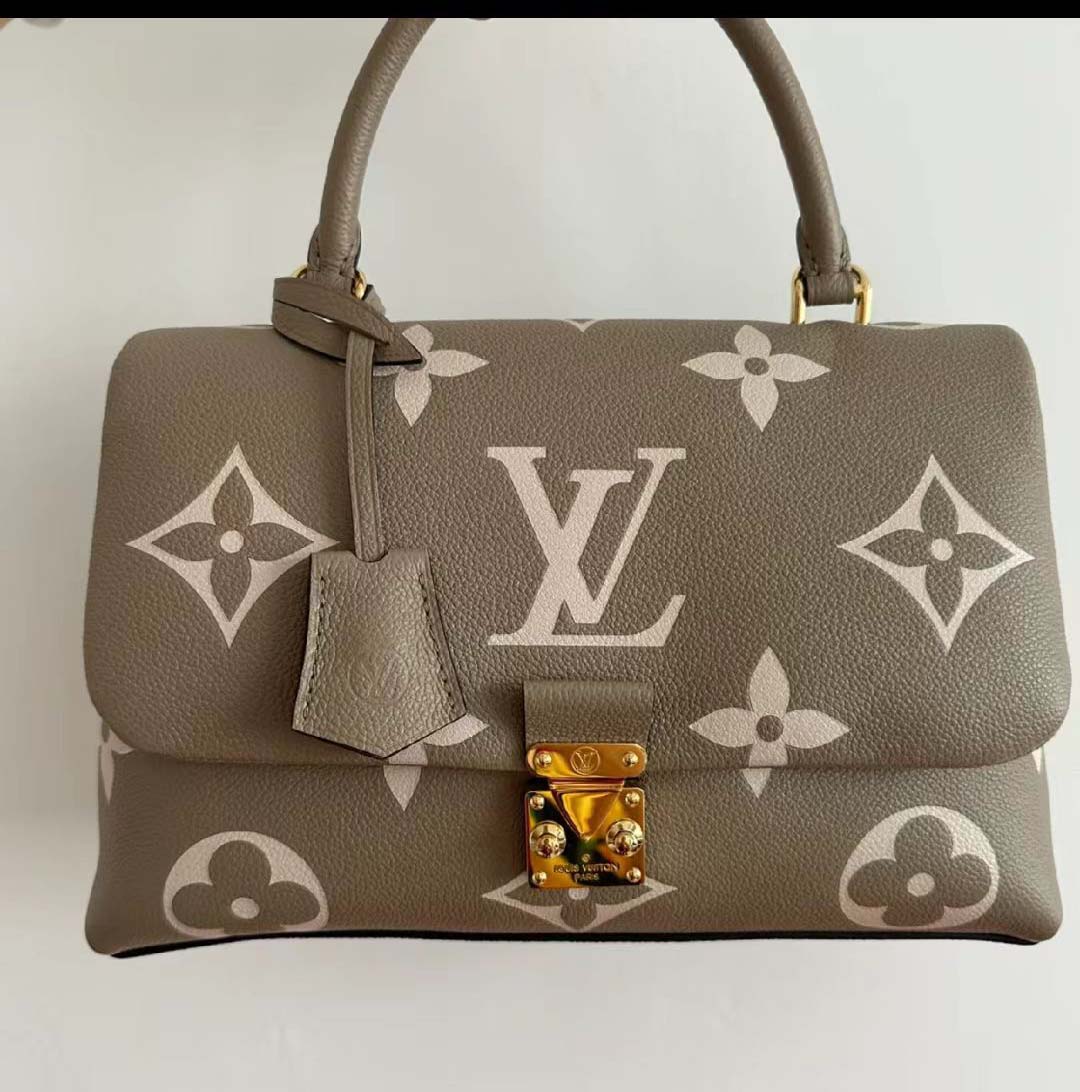 L023 handbag photo review