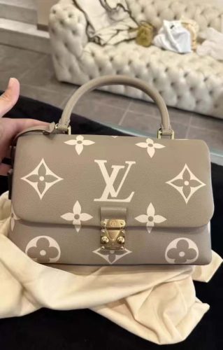 L023 handbag photo review