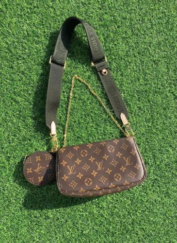 L01 Multi handbag photo review