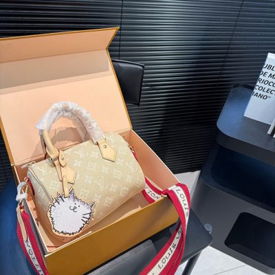 L251016001 handbag