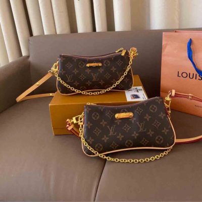 26571604 handbag