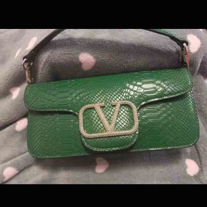 265211746 handbag