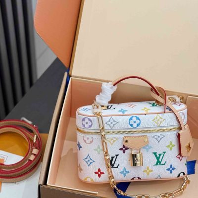 26652319 handbag