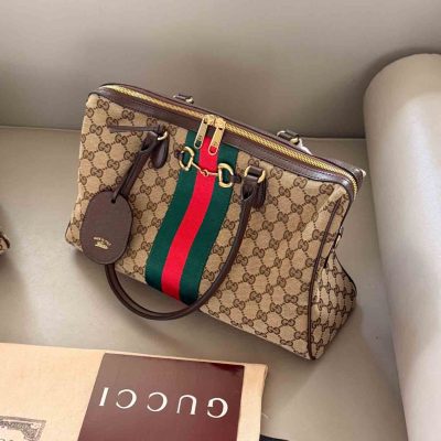 26692303 handbag