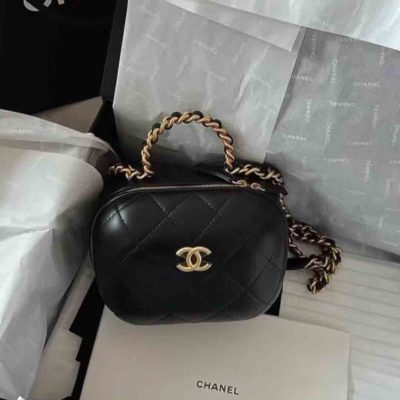 26672230 handbag